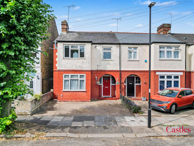 First Avenue, Enfield