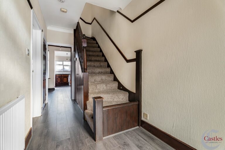 Branksome Avenue, Edmonton,  N18 (2248615) Photo 7