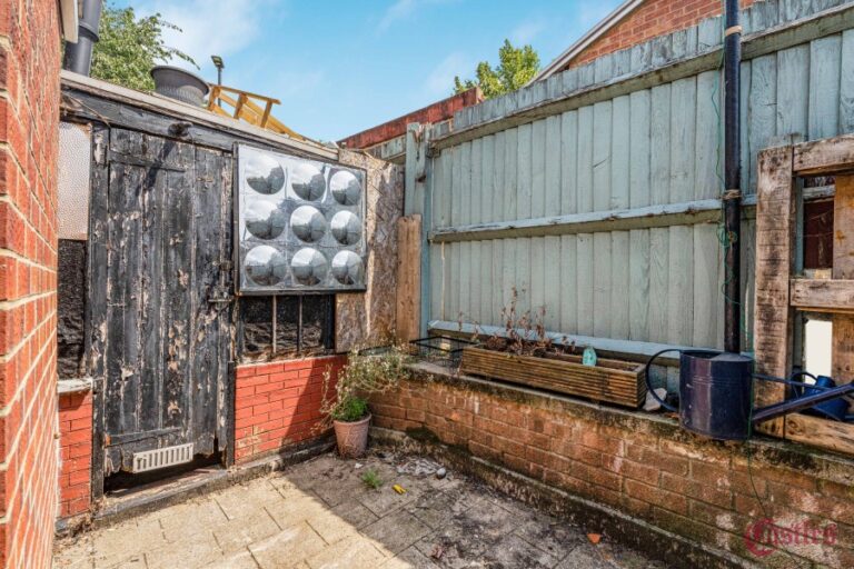 Tottenhall Road, Palmers Green, N13 (2733748) Photo 13