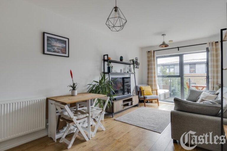 Bellevalia Court, Hackney, E5 (2710993) Photo 14