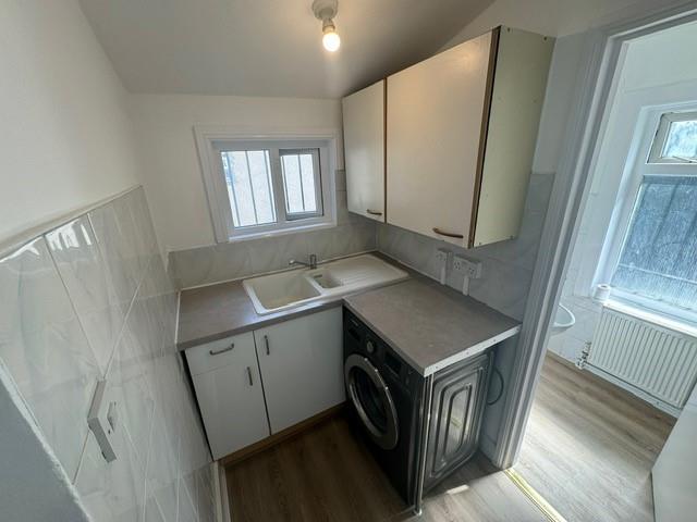 Town Road, Edmonton, N9 (2720688) Photo 7