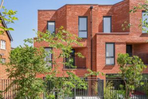 4 Dixon House,  N8