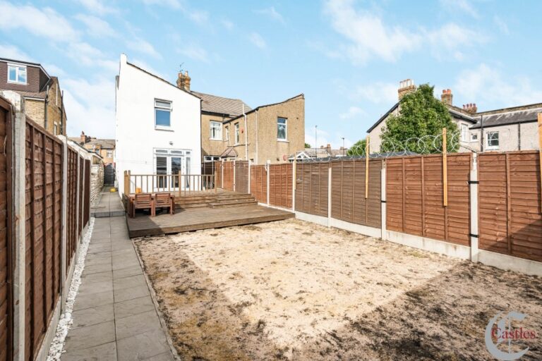 Southbury Road, Enfield EN1 1PN (2735843) Photo 21