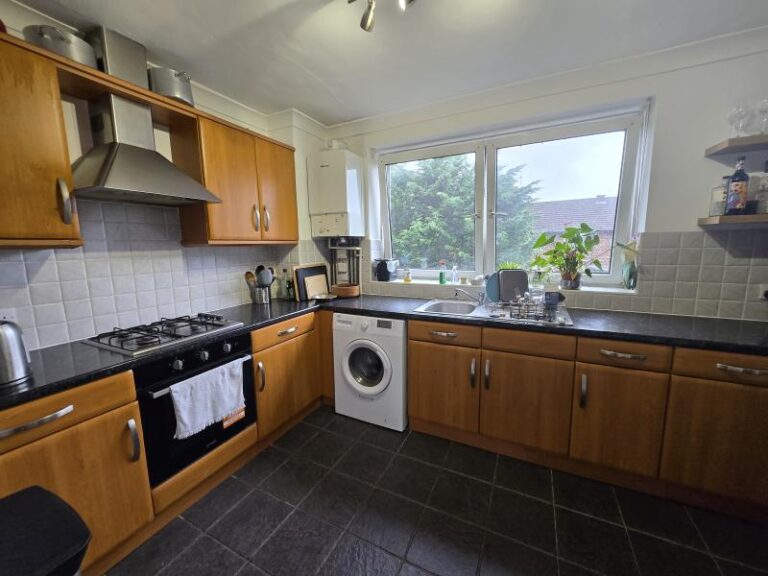 Asplins Road, Tottenham, N17 (2718536) Photo 2