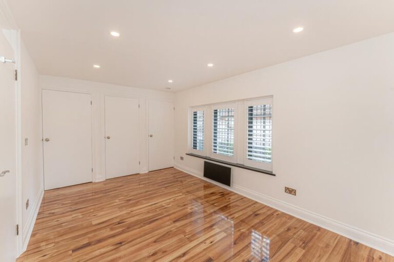Caroe Court, Edmonton, N9 (2692531) Photo 10