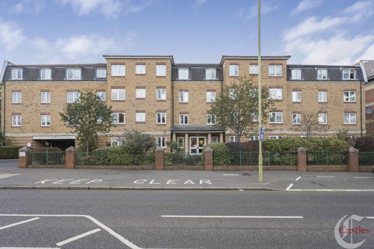 Cliff Richard Court, Cheshunt, EN8