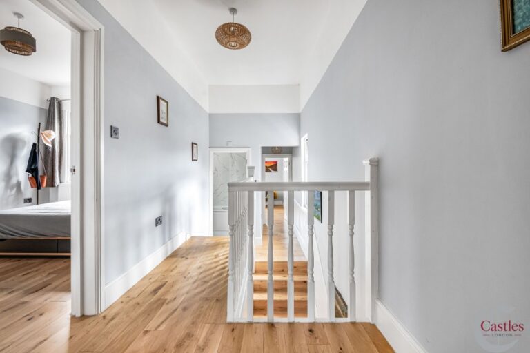 Southbury Road, Enfield EN1 1PN (2735843) Photo 12