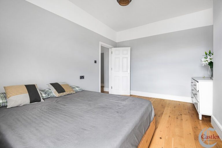 Southbury Road, Enfield EN1 1PN (2735843) Photo 18