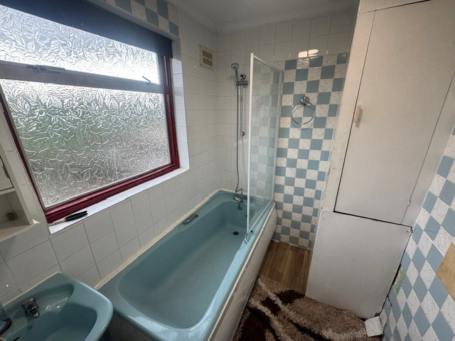 Clarence Road, Enfield, EN3 (2735582) Photo 3