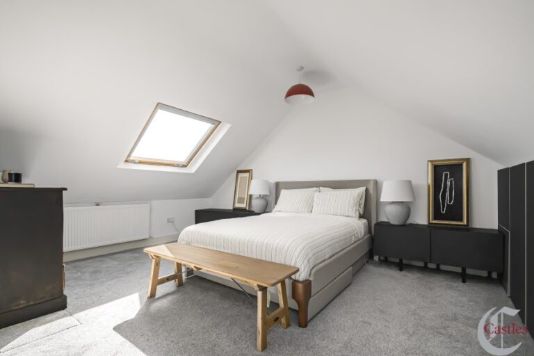 Princes Avenue, Palmers Green N13 (2735947) Photo 15