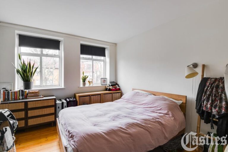 Granville Court, Stroud Green N4 (2680028) Photo 2
