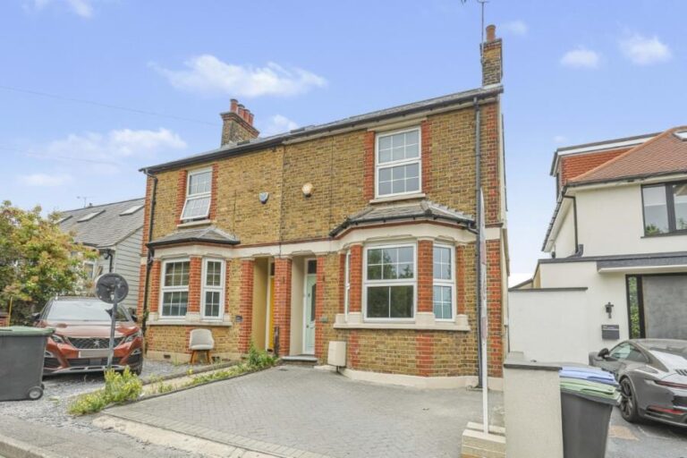 Sewardstone Road, Waltham Abbey, EN9 (2721682) Photo 17