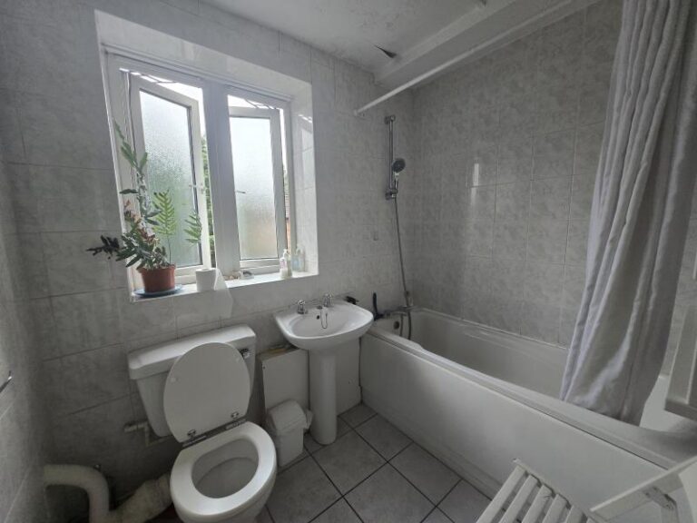 Asplins Road, Tottenham, N17 (2718536) Photo 3
