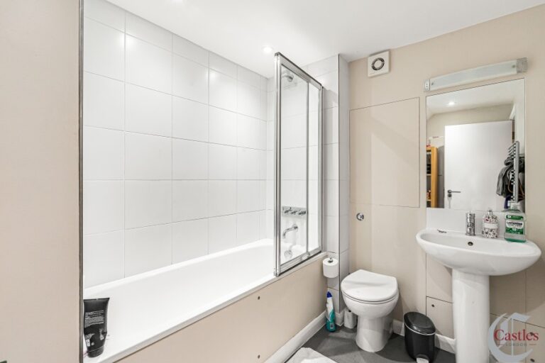 Coleridge Road, Crouch End, London N8 (2676495) Photo 13