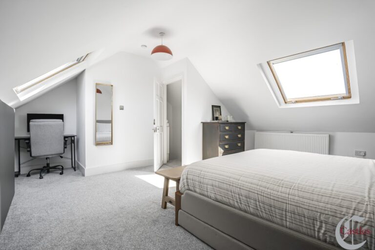 Princes Avenue, Palmers Green N13 (2735947) Photo 18