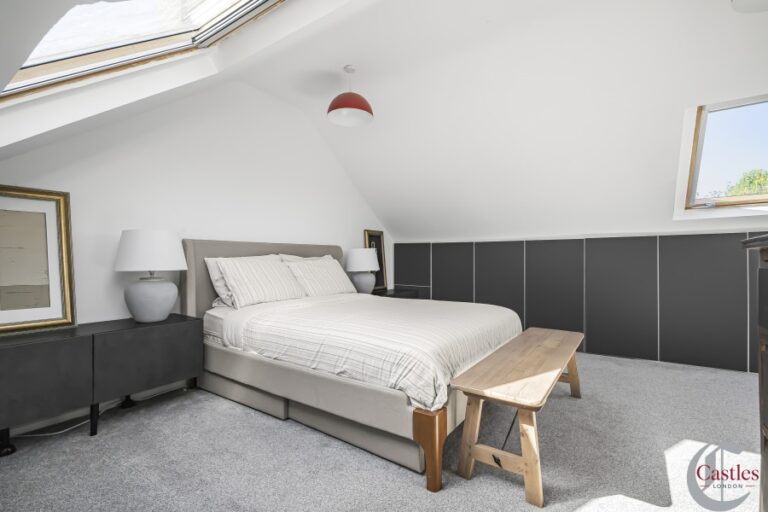 Princes Avenue, Palmers Green N13 (2735947) Photo 16