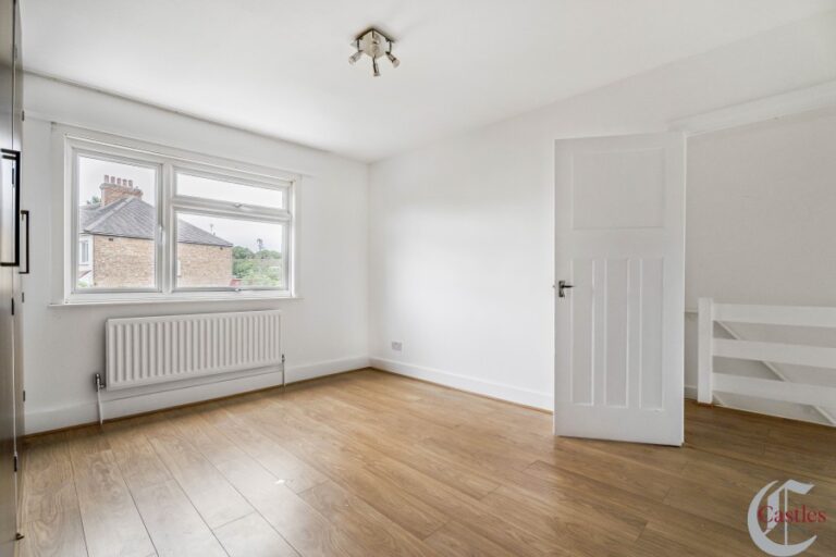 Lister Gardens, Edmonton, N18 (2555170) Photo 24
