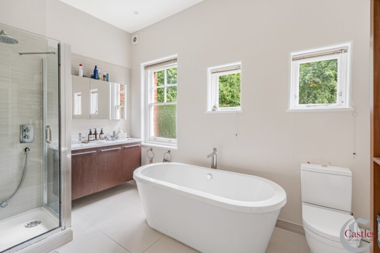 Coleridge Road, Crouch End, London N8 (2676495) Photo 16