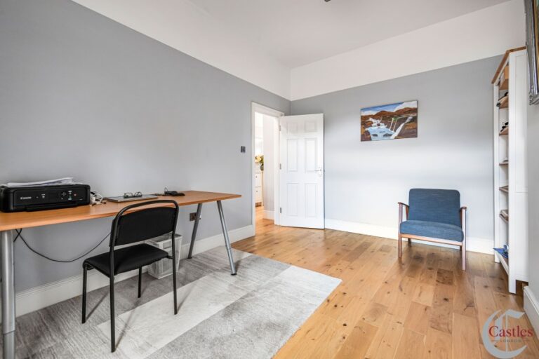 Southbury Road, Enfield EN1 1PN (2735843) Photo 10