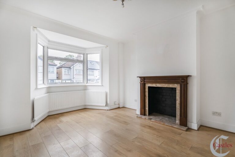 Lister Gardens, Edmonton, N18 (2555170) Photo 19