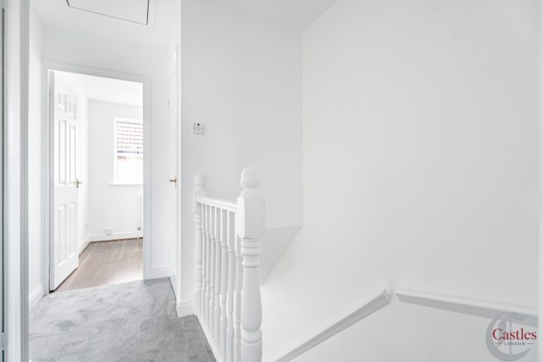 Colgate Place, Enfield, EN3 (2735346) Photo 16