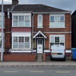 Bowes Road, Palmers Green, N13 (2735279) Photo 8