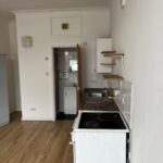 Bowes Road, Palmers Green, N13 (2735279) Photo 3