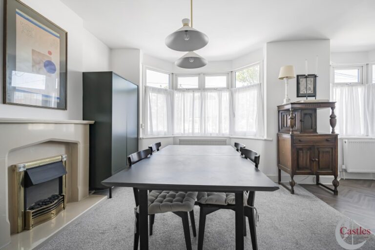 Princes Avenue, Palmers Green N13 (2735947) Photo 9