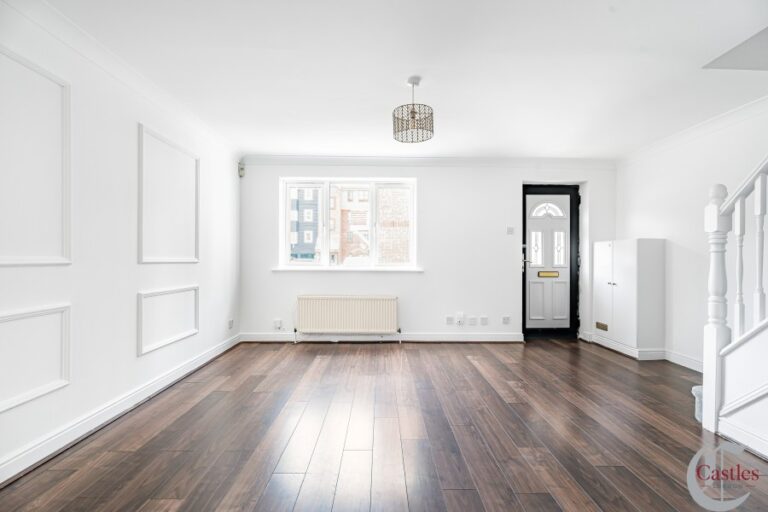 Colgate Place, Enfield, EN3 (2735346) Photo 9