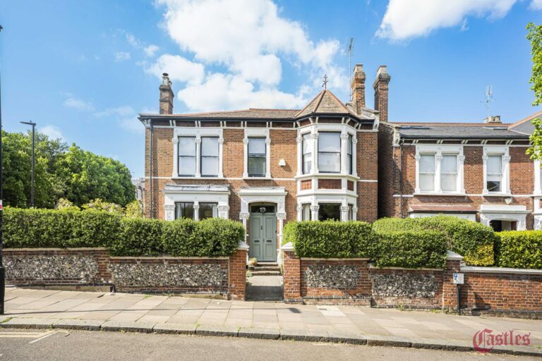 Crouch Hall Road, N8