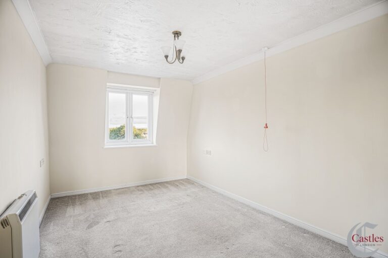 Cliff Richard Court, Cheshunt, EN8 (2735344) Photo 14