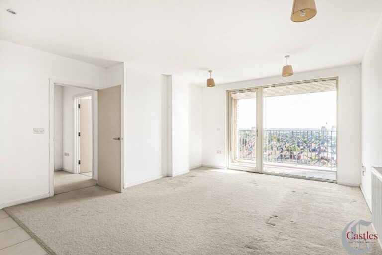Prowse Court, Edmonton, N18 (2219255) Photo 4