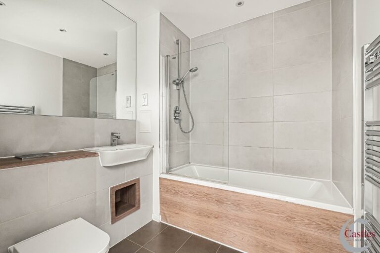 Prowse Court, Edmonton, N18 (2219255) Photo 5