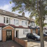 Princes Avenue, Palmers Green N13 (2735947) Photo 1