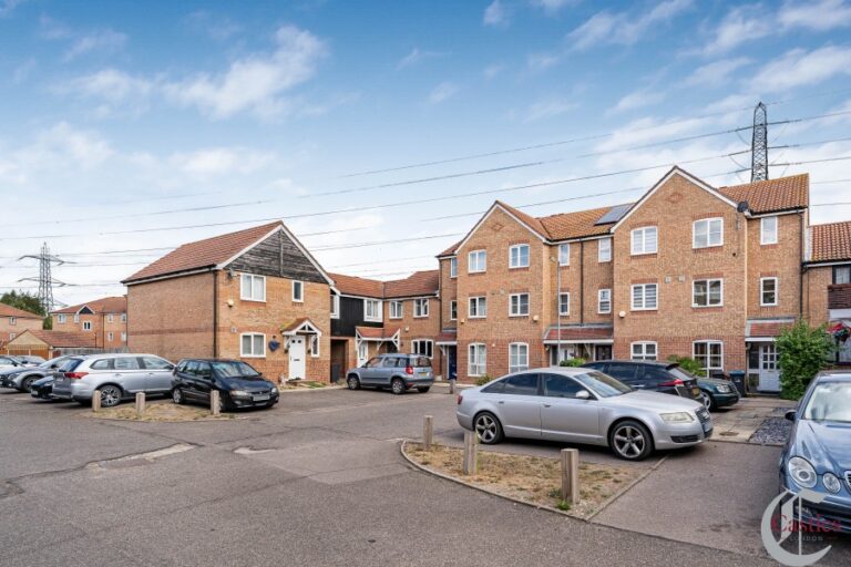 Colgate Place, Enfield, EN3