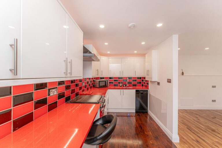 Caroe Court, Edmonton, N9 (2692531) Photo 13