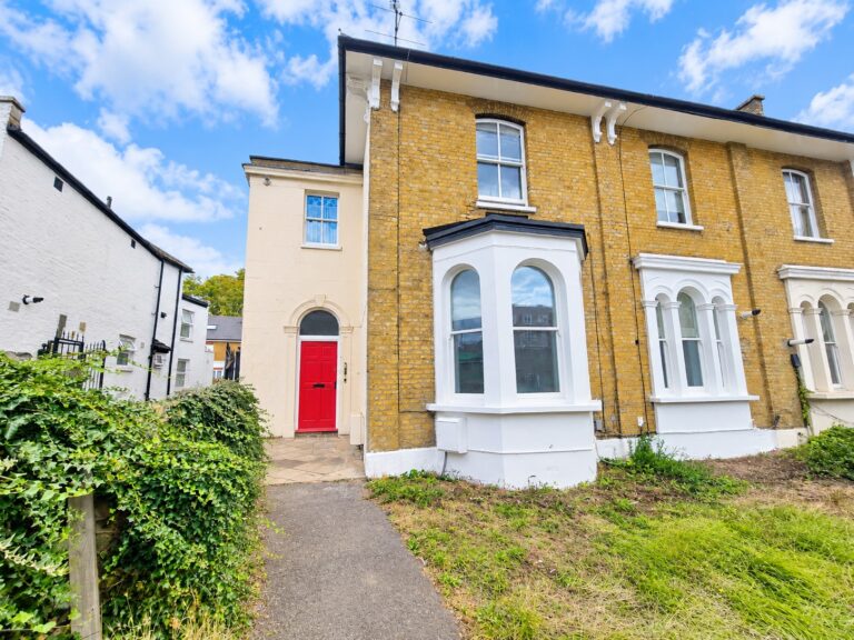 West Green Road, London