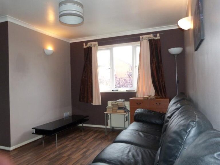 Bream Close, Tottenham, N17 (2242185) Photo 6