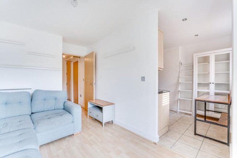 Bamboo Court, Hackney, E5 (2385208) Photo 9