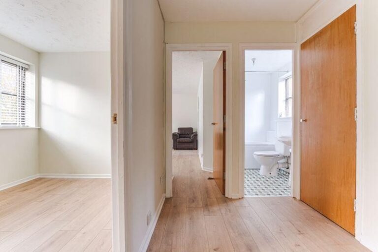 Somerset Gardens, Tottenham N17 (2729844) Photo 8