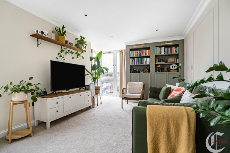 Park Road, N11