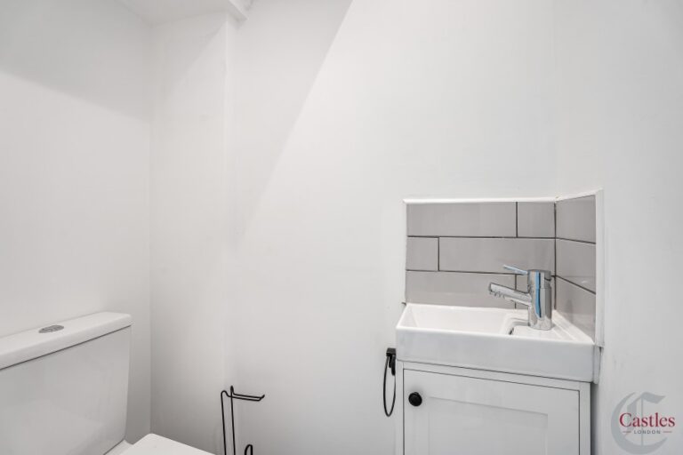 Chester Road, Edmonton, London, N9 (2736289) Photo 6