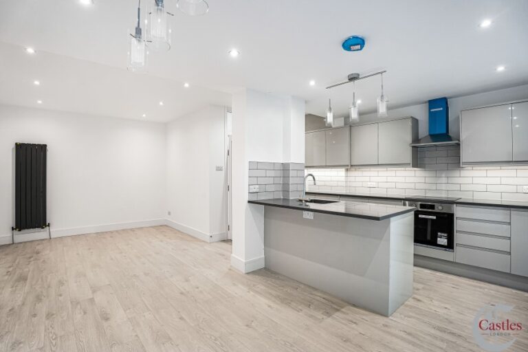Chester Road, Edmonton, London, N9 (2736289) Photo 2