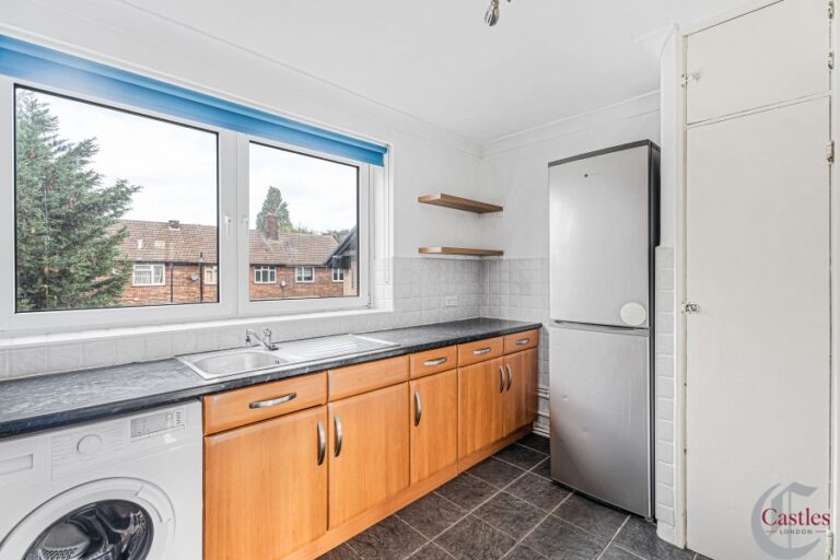Asplins Road, Tottenham, N17 (2718536) Photo 3