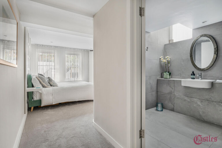 Ensuite