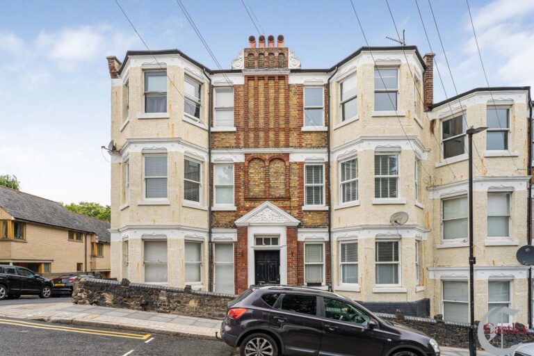 Birkbeck Mansions, Birkbeck Road, N8