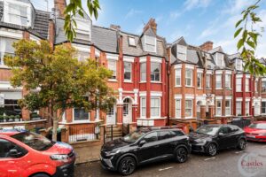 Birnam Road, N4