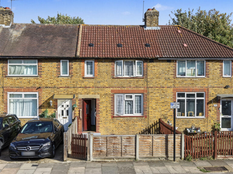 Thornaby Gardens, London