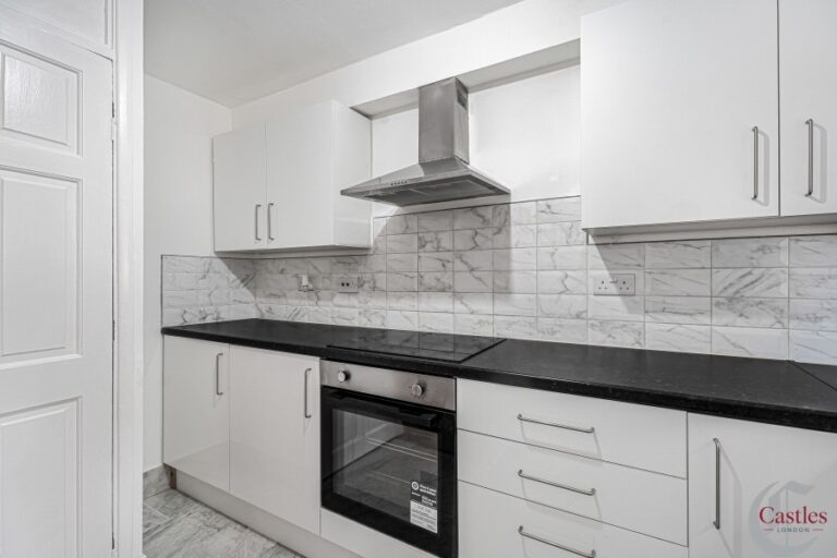Celadon Close, Enfield, Middlesex, EN3 (2736577) Photo 4