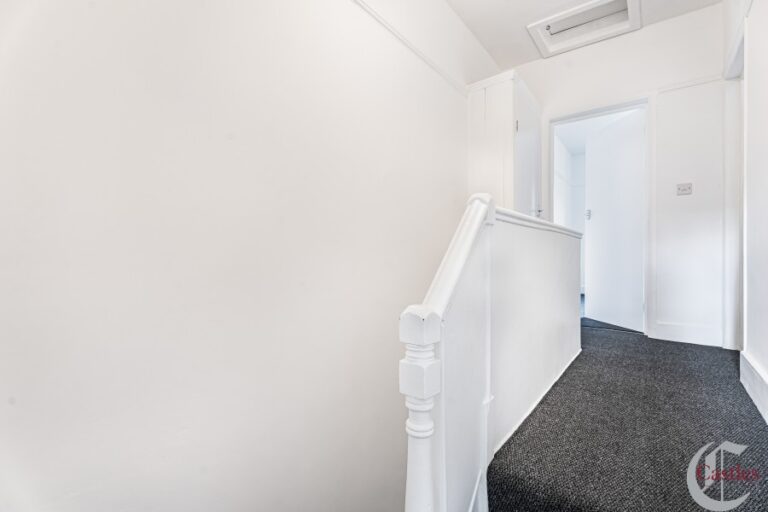 Park Avenue, Edmonton London N18 (2736295) Photo 9